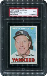 1967 Topps Baseball Cello Pack (Mickey Mantle-Top)