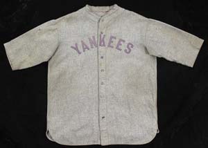 1927 Lou Gehrig game-used road jersey sells for $187,000