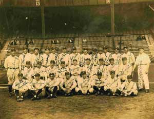 Signed 1927 Yankee Team photo